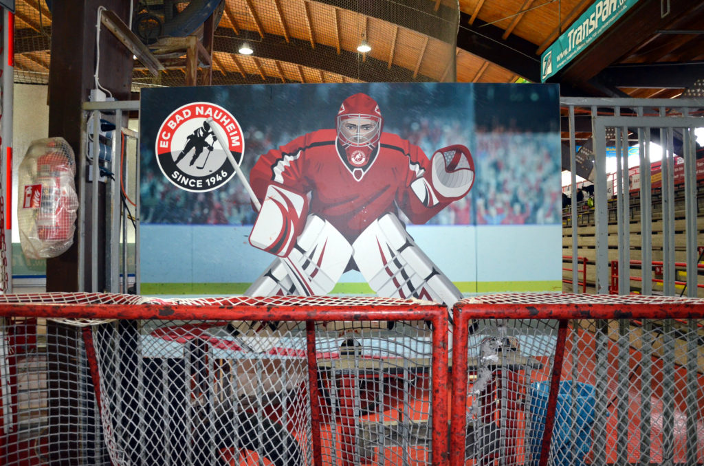 Über 70 Jahre besteht der EC Bad Nauheim - und mit ihm das alte Stadion. (Bild: Petra Ihm-Fahle)