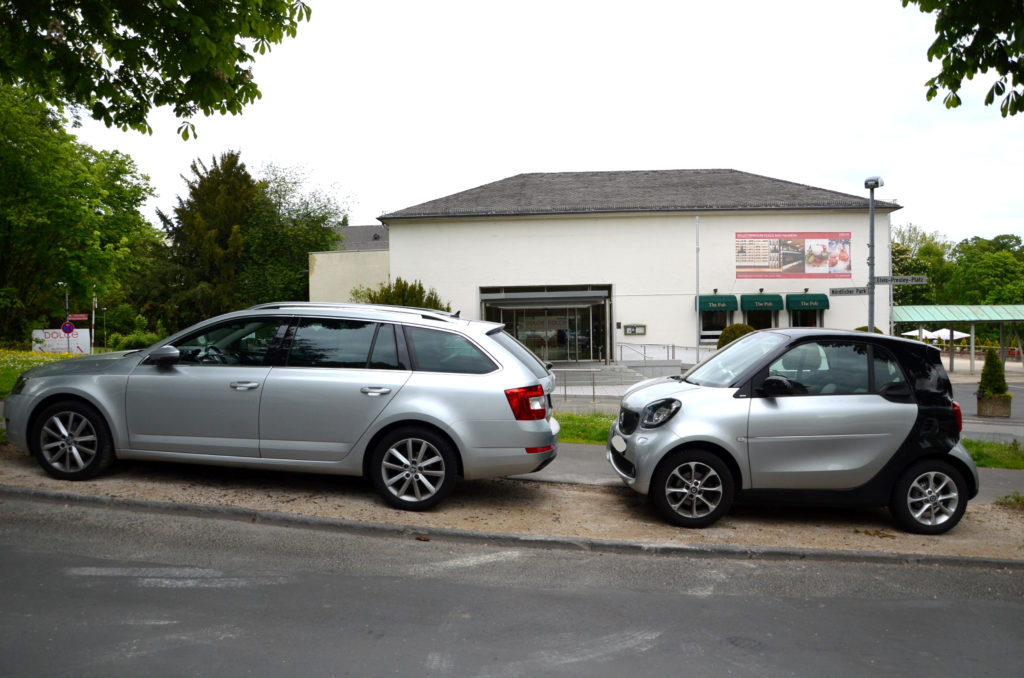 Die Christdemokraten plädieren dafür, Kleinparkplätze zu schaffen, in die beispielsweise ein "Smart" passt. (Bild: Petra Ihm-Fahle)