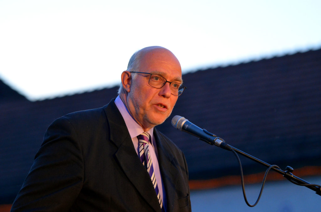 Achim Bädorf hält die Festrede bei der Quellendankfeier im Jubiläumsjahr. (Bild: Petra Ihm-Fahle)