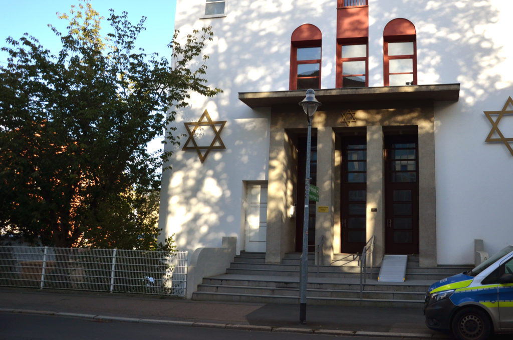 Nach dem Anschlag in Halle erhält die Synagoge in Bad Nauheim verstärkten Polizeischutz. (Bild: Petra Ihm-Fahle)